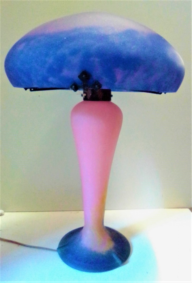 Lampe en pâte de verre, Iris GM VF rose et bleu, hauteur 60 cm, largeur 35 cm