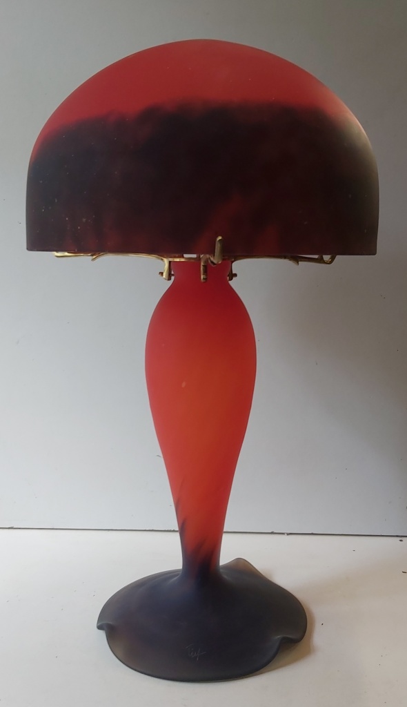 Lampe en pâte de verre, Iris OLYMPE ROUGE GM. Hauteur 55 cm, lampe pate de verre