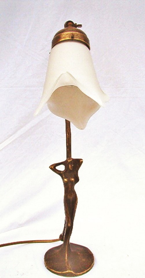 Lampe en bronze et pâte de verre, Venus 1 tulipe pointe PM blanc. Hauteur 40 cm.Laiton massif et pâte de verre