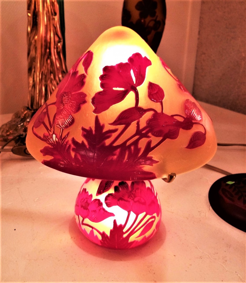 Lampe Art Nouveau Nancy style, lampe Gallé style en pâte de verre, Tokyo Coquelicot Rouge