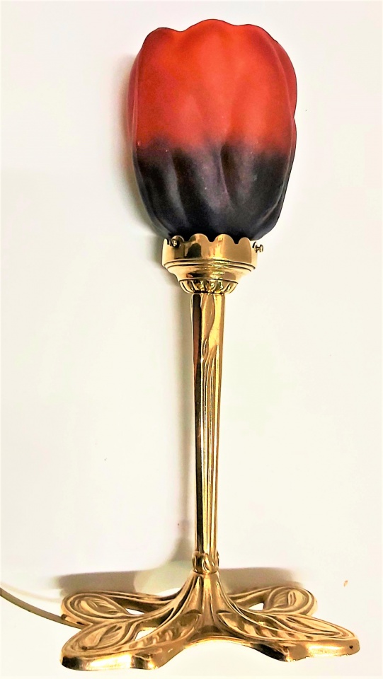 Lampe en pâte de verre, Papillon tulipe Magnolia dorée, hauteur 45 cm, couleur rouge, lampe pâte de verre